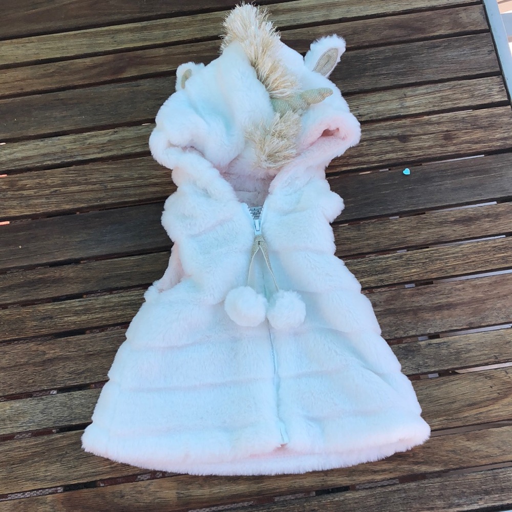 NWT faux-fur unicorn hoodie vest 12-18 months